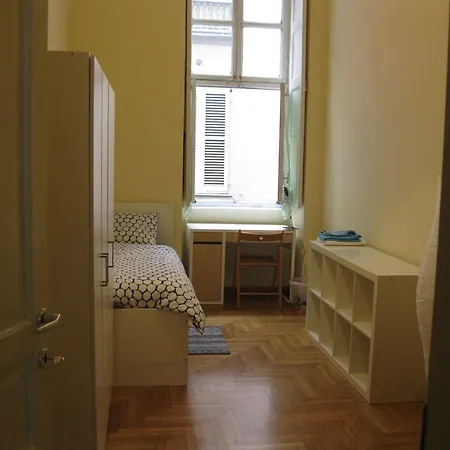 Fiore Nel Quadrilatero Maison d'hôtes Turin